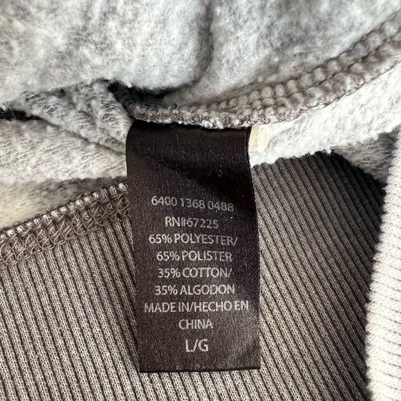 Y2K Striped Gray Dvision Zip-Up Hoodie - Picture 6 of 6